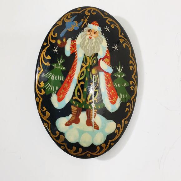 Vintage Russian Lacquer Hand Painted Signed St Nicholas Santa Claus Pin Brooch - Picture 1 of 3